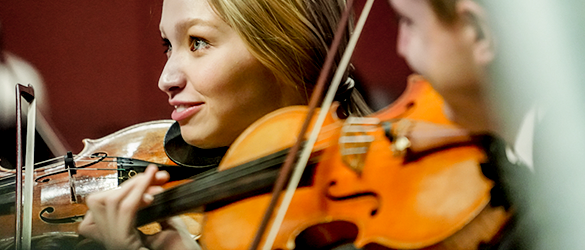 two violinists